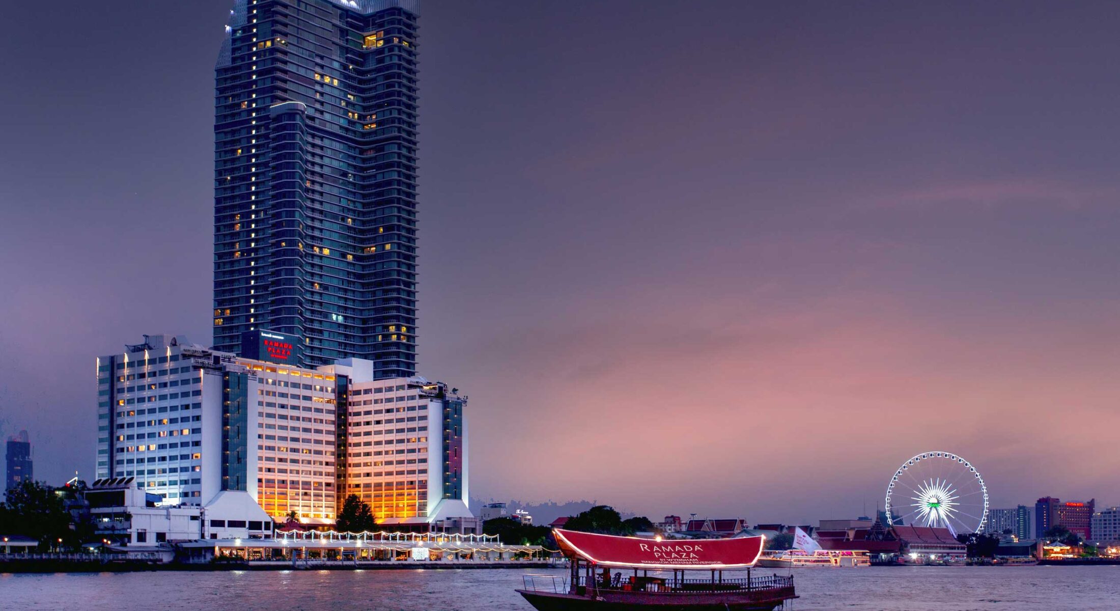 Ramada Plaza by Wyndham Bangkok Menam Riverside